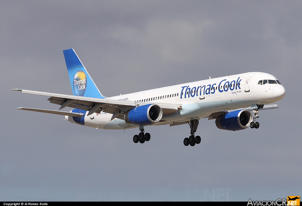 G-TCBA - Boeing 757-28A - Thomas Cook