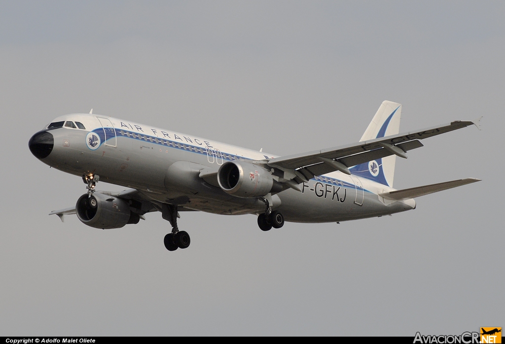 F-GFKJ - Airbus A320-211 - Air France