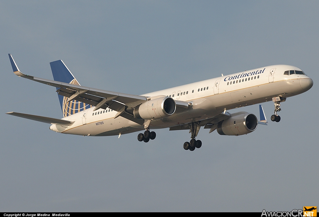 N17105 - Boeing 757-224 - Continental Airlines
