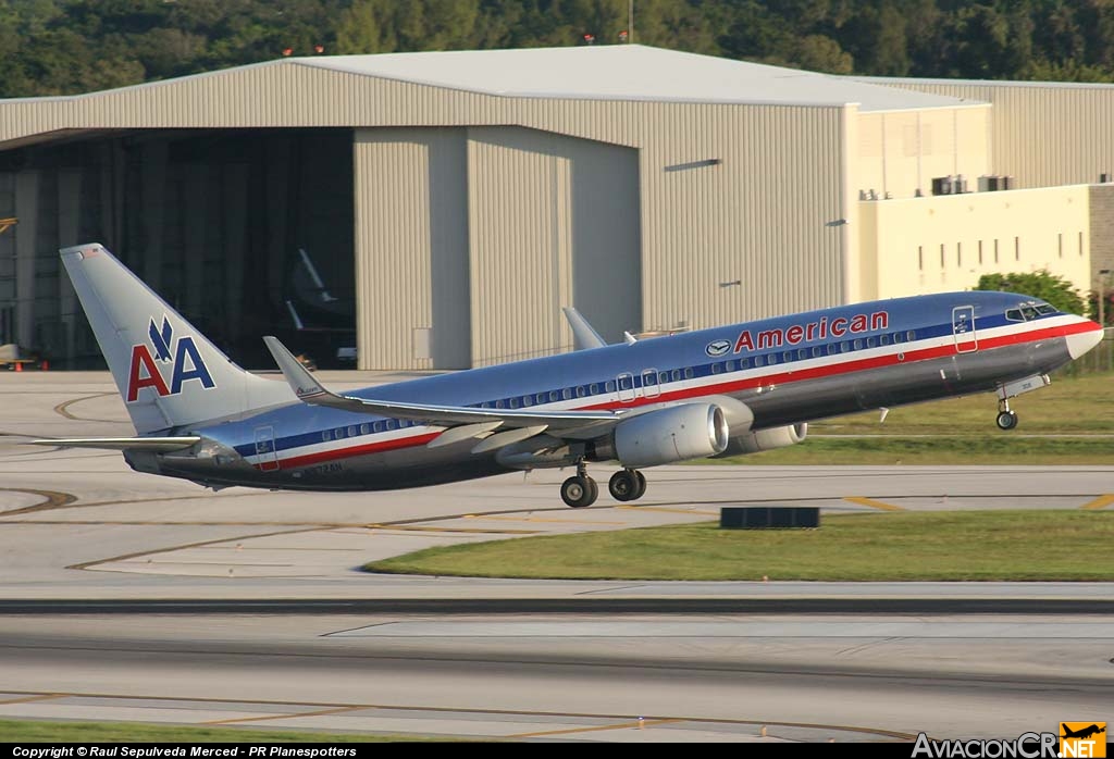 N972AN - Boeing 737-823 - American Airlines