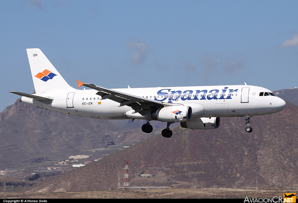 EC-IZK - Airbus A320-232 - Spanair