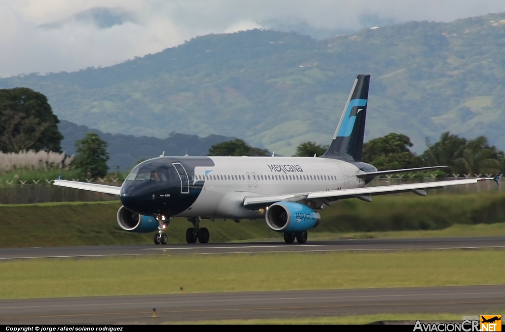 XA-MXV - Airbus A320-214 - Mexicana