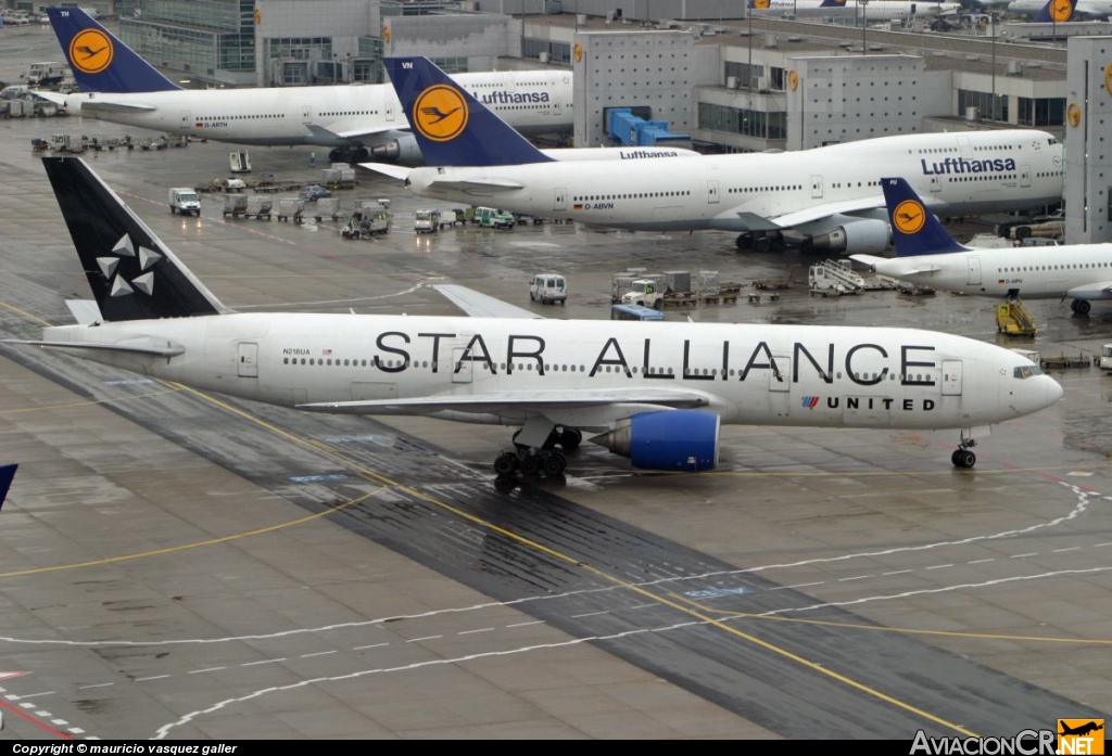 N218UA - Boeing 777-240/LR - United Airlines