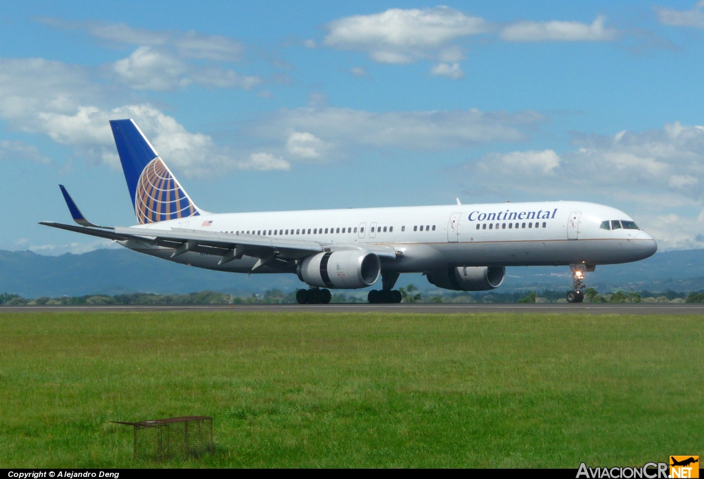 N14107 - Boeing 757-224 - Continental Airlines