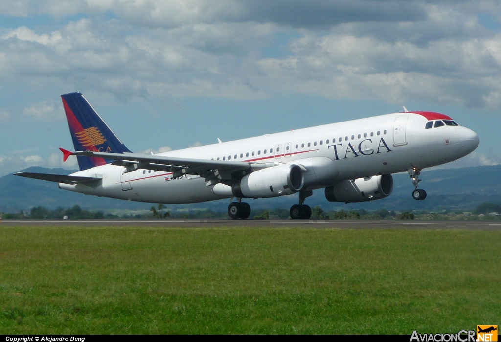 N493TA - Airbus A320-233 - TACA