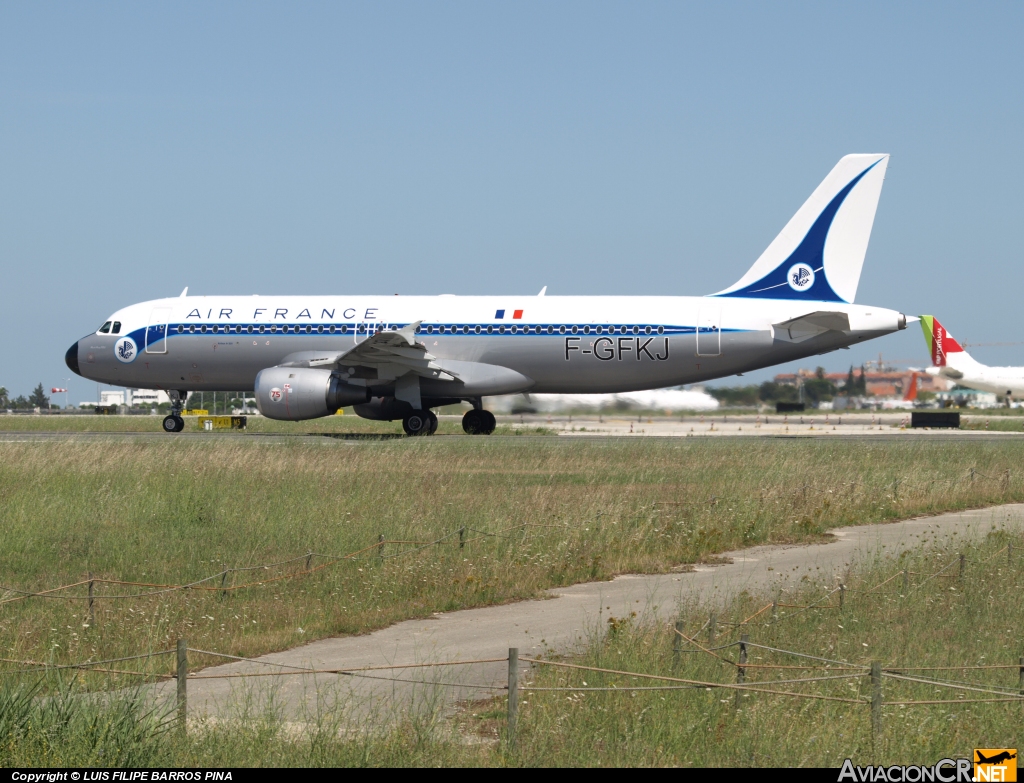 F-GFKJ - Airbus A320-211 - Air France