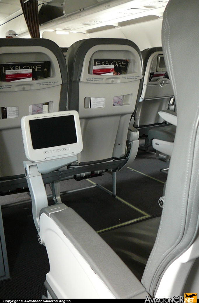 N570TA - Airbus A321-231 - TACA