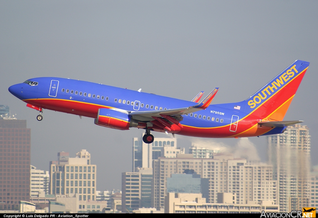 N795SW - Boeing 737-7H4 - Southwest Airlines