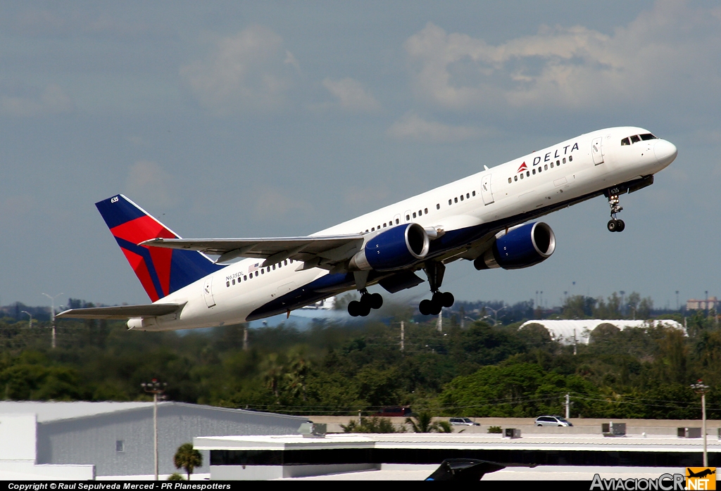 N635DL - B757-232 - Delta Air Lines