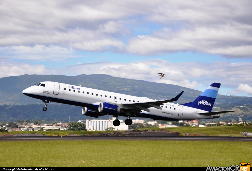 N179JB - Embraer 190-100 IGW - Jet Blue