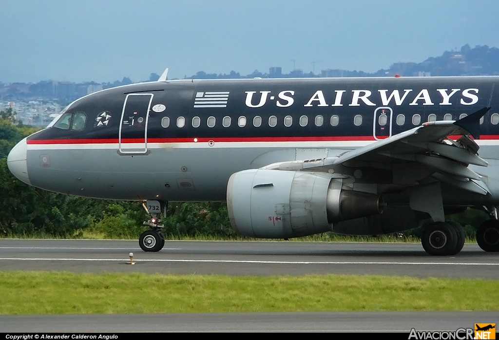 N732US - Airbus A319-112 - US Airways