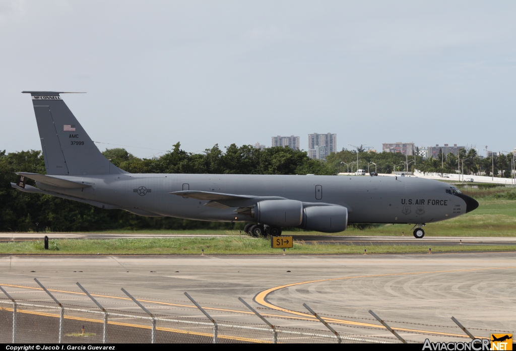 63-7999 - Boeing KC-135R (717-148) - USAF - United States Air Force - Fuerza Aerea de EE.UU