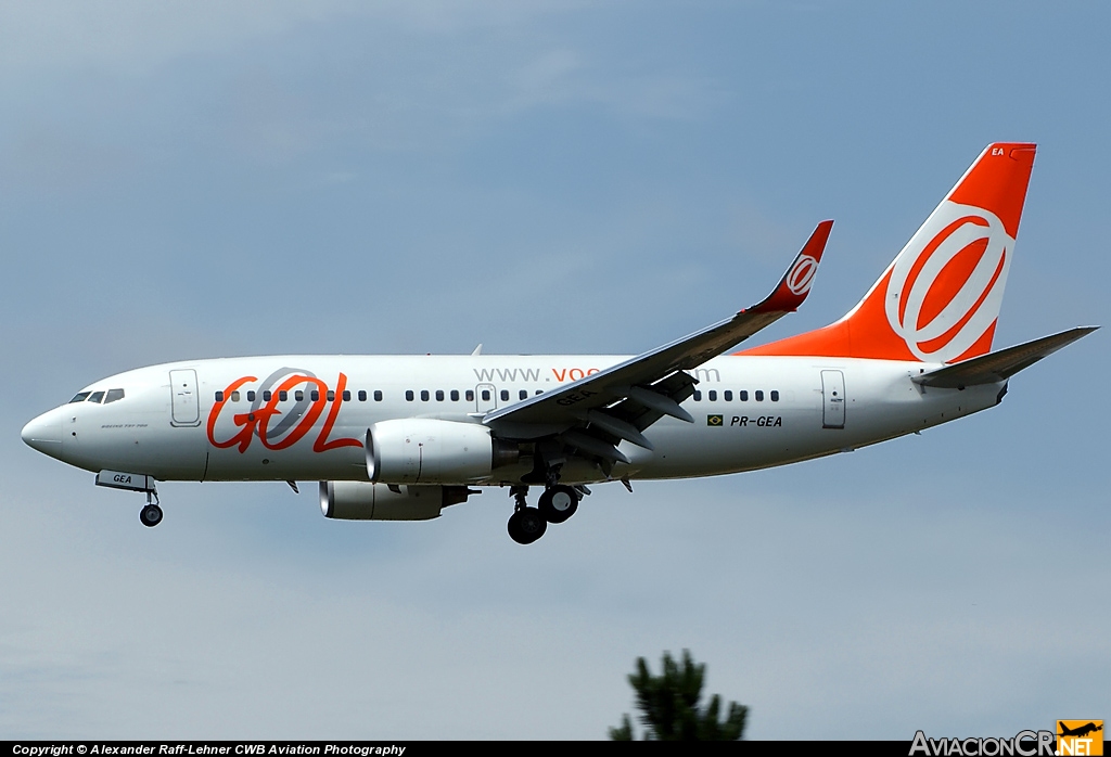 PR-GEA - Boeing 737-7EH - Gol Transportes Aereos