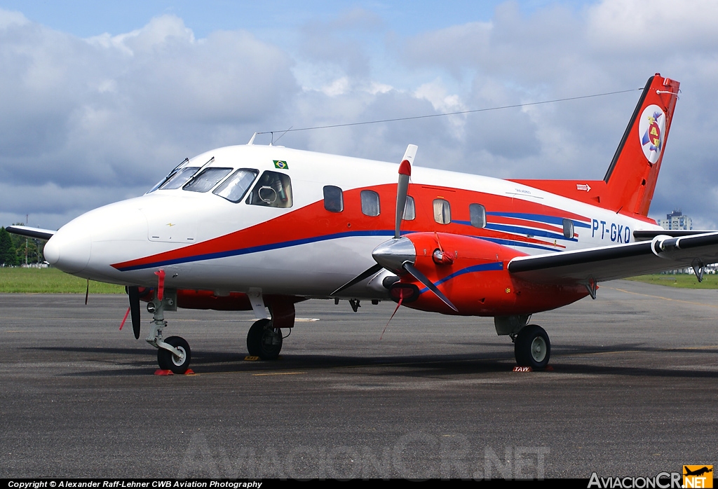 PT-GKQ - Embraer EMB-110P Bandeirante - Taxi Aéreo Weiss