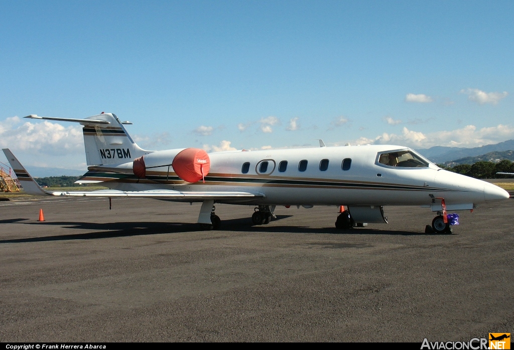 N37BM - Learjet 31 - Privado