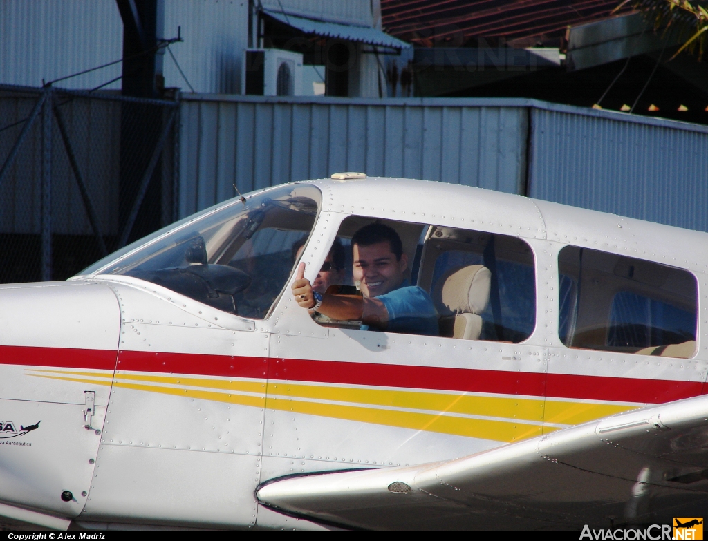 TI-BBI - Piper PA-28-161 Cherokee Warrior II - AENSA