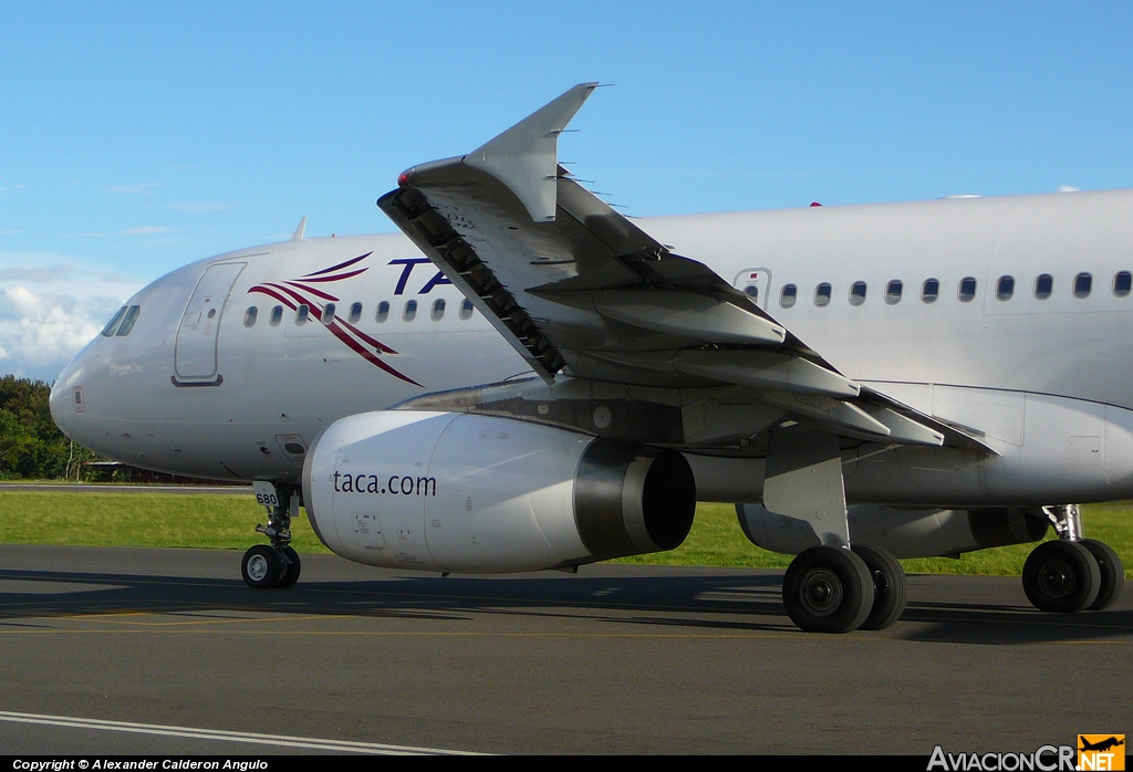 N680TA - Airbus A320-233 - TACA