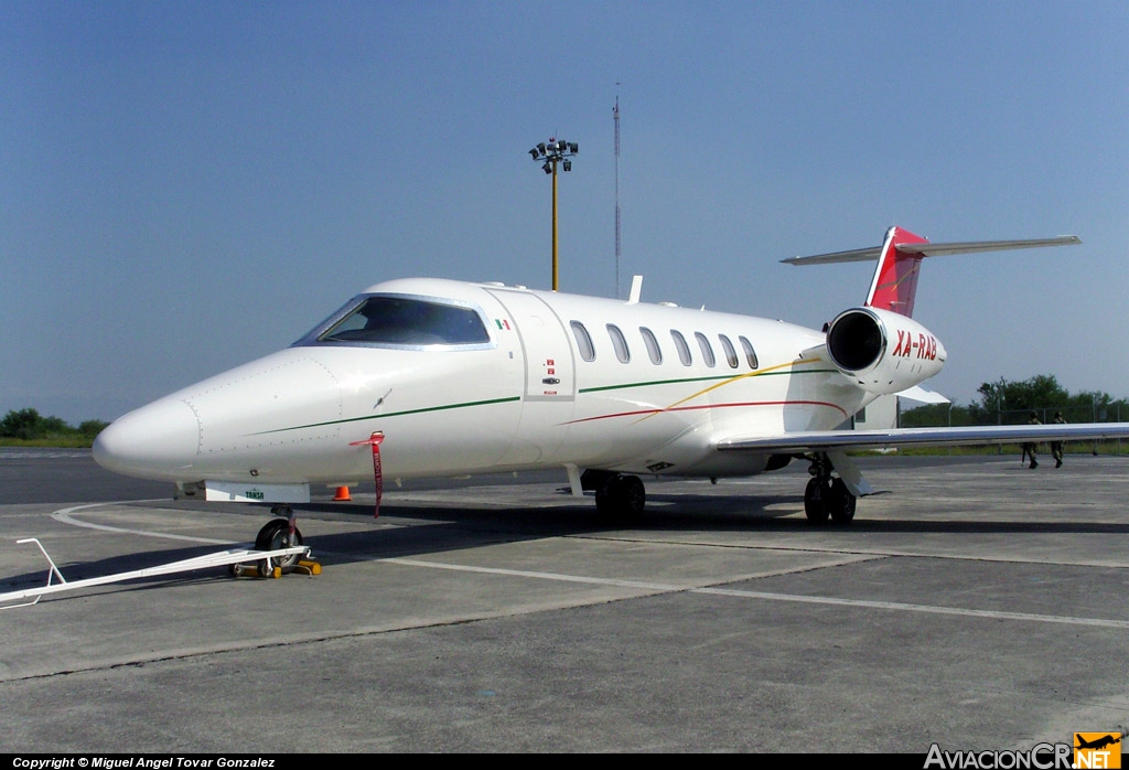 XA-RAB - Learjet 40 - Privado