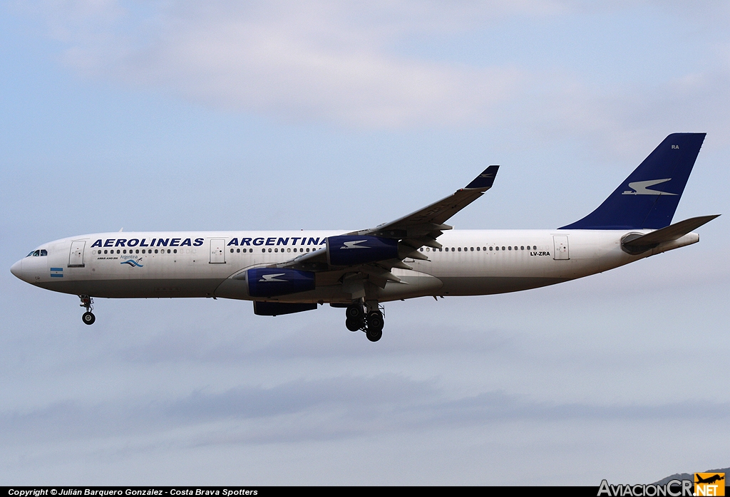 LV-ZRA - Airbus A340-211 - Aerolineas Argentinas