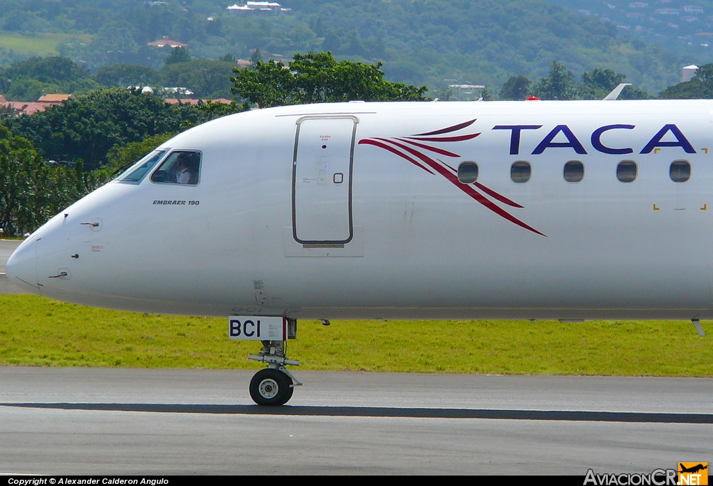 TI-BCI - Embraer ERJ-190-100AR - TACA