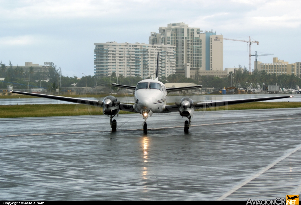 N825TL - Beechcraft C90GTI King Air - Privado