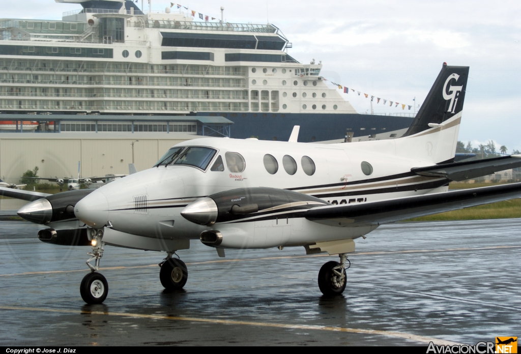 N825TL - Beechcraft C90GTI King Air - Privado