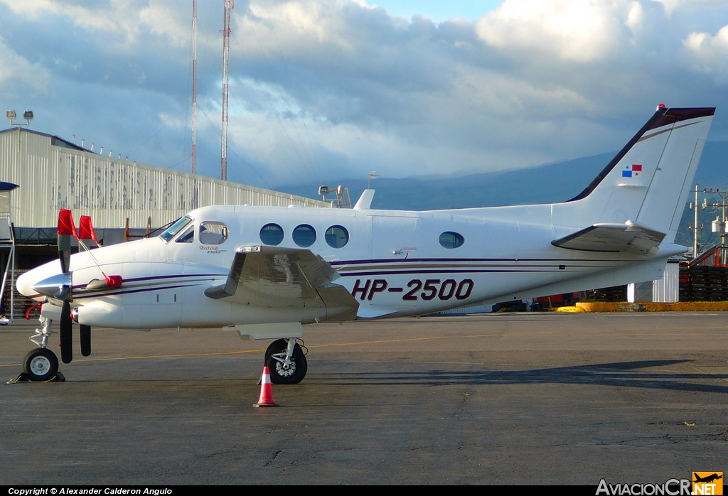 HP-2500 - Beechcraft C90 King Air - Privado