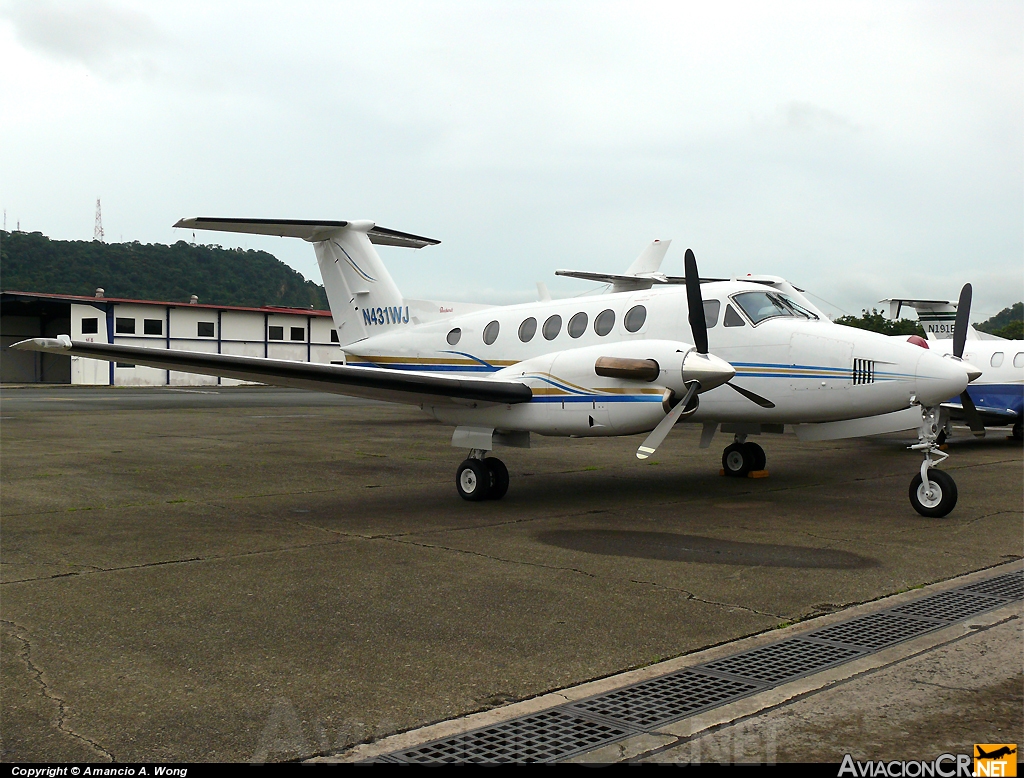 N431WJ - Beechcraft Super King Air 200 - Privado