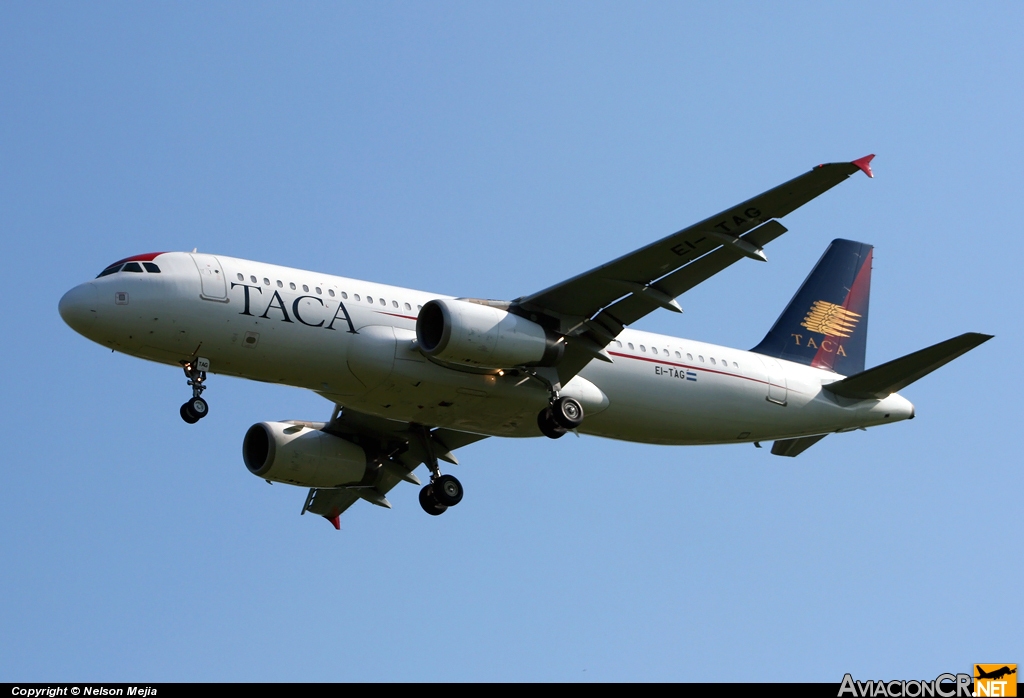 EI-TAG - Airbus A320-233 - TACA