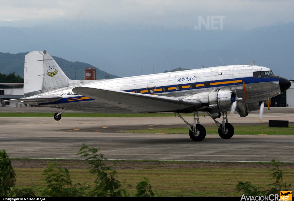 HR-ALU - Douglas DC-3 / C-47-DL - AVIAC - Aerovias Centroamericanas S.A.