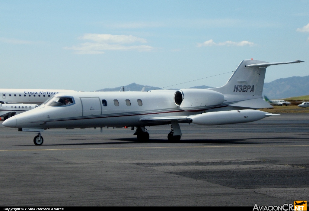 N32PA - Learjet 36 - Privado