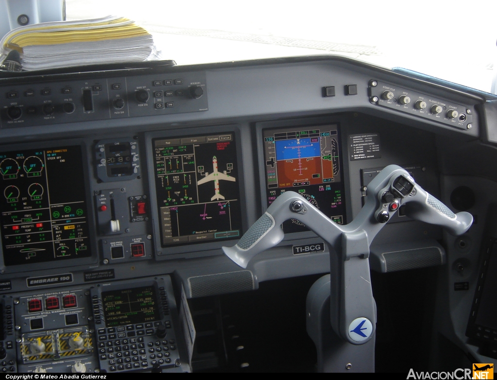 TI-BCG - Embraer 190-100IGW - TACA International Airlines