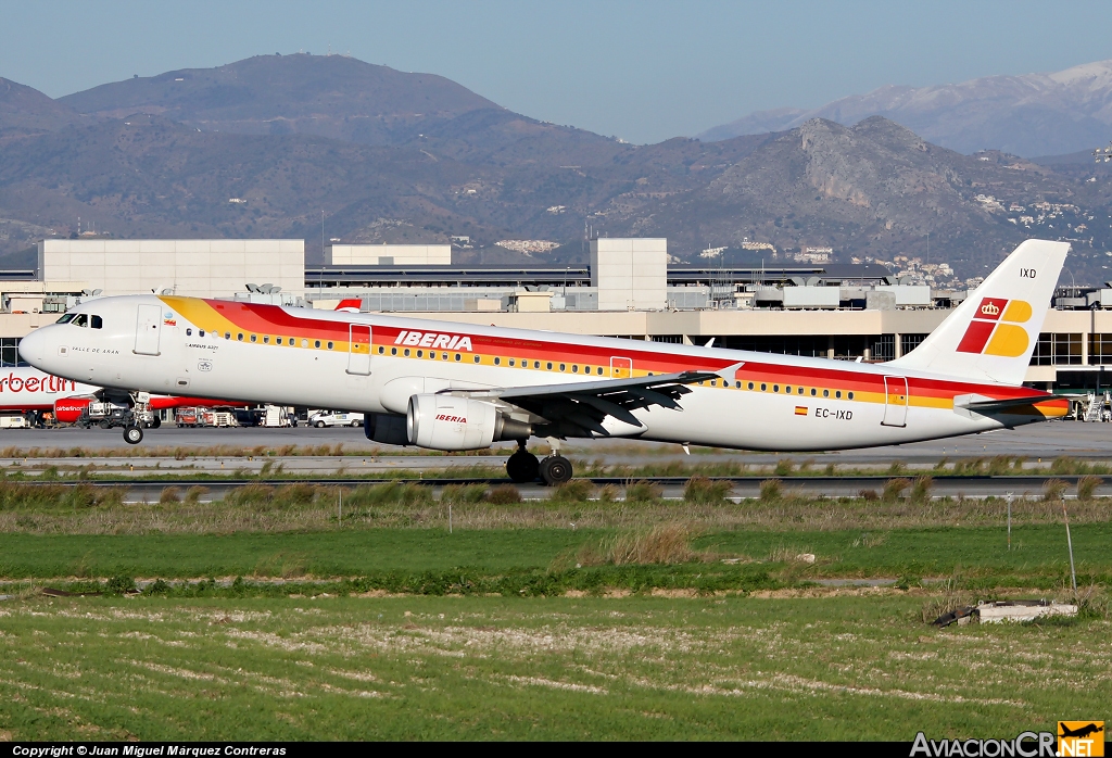 EC-IXD - Airbus A321-211 - Iberia
