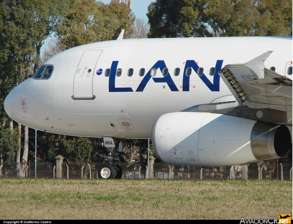 LV-BRA - Airbus A320-233 - LAN Argentina