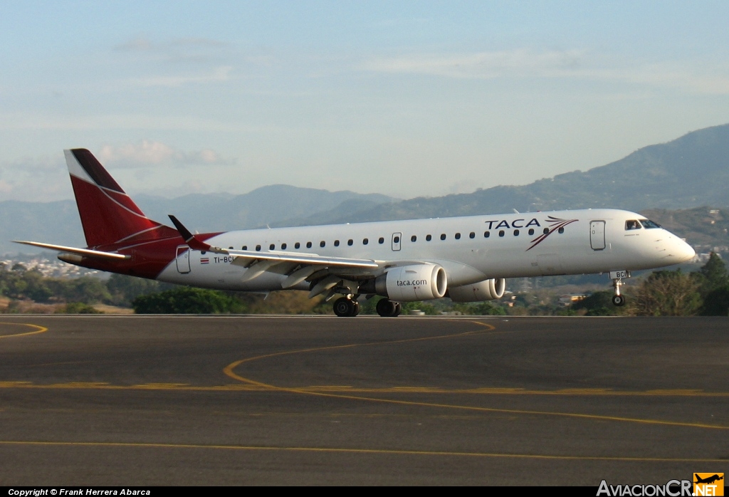 TI-BCI - Embraer ERJ-190-100AR - TACA