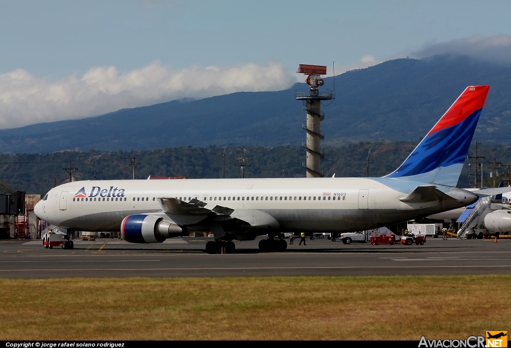 N1603 - Boeing 767-332/ER - Delta Air Lines