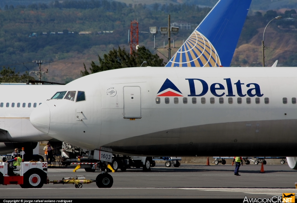 N1603 - Boeing 767-332/ER - Delta Air Lines