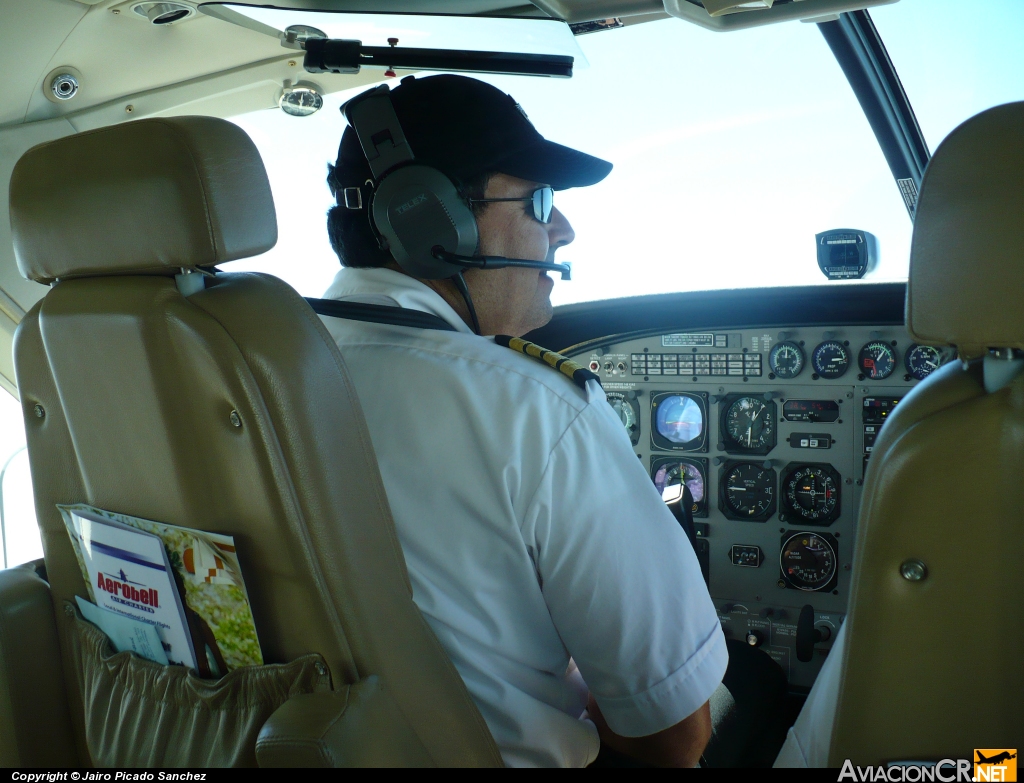 TI-BAY - Cessna 208B Grand Caravan - Aerobell