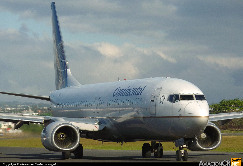 N24212 - Boeing 737-824 - Continental Airlines