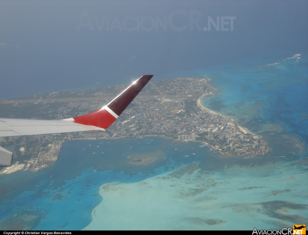 TI-BCG - Embraer 190-100IGW - TACA International Airlines