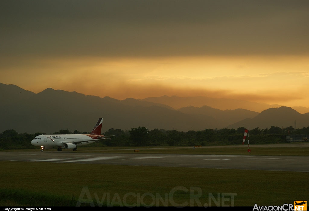 N682TA - Airbus A320-233 - TACA