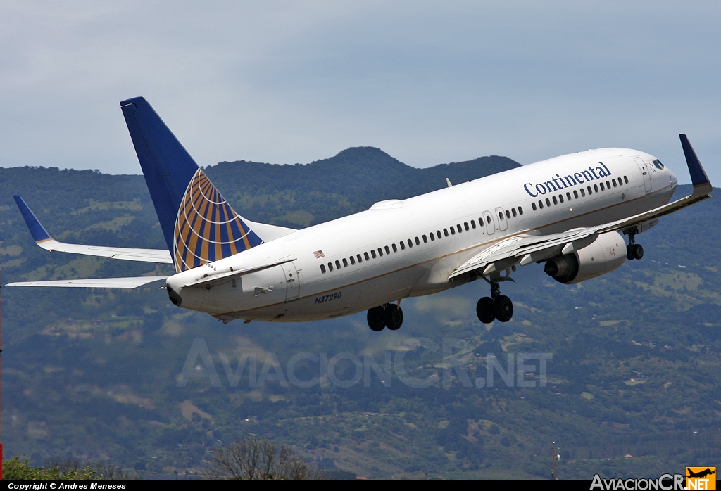 N37290 - Boeing 737-824 - Continental Airlines