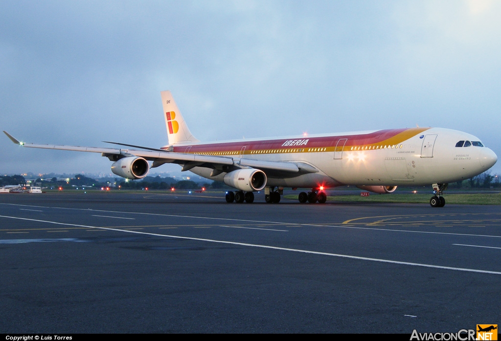 EC-GHX - Airbus A340-313X - Iberia