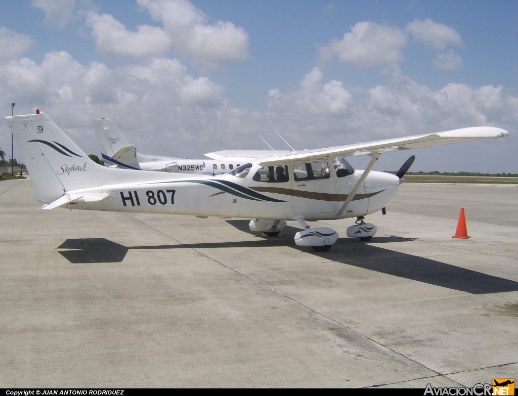 HI-807 - Cessna 172M Skyhawk - Privado