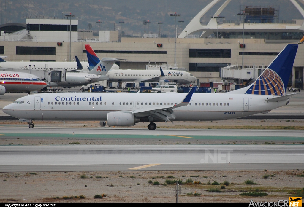 N75433 - Boeing 737-924/ER - Continental Airlines
