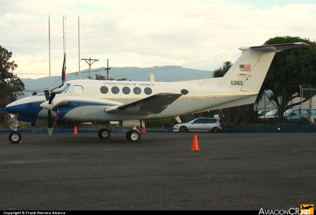 76-0165 - Beechcraft C-12C Huron (A200) - USAF - Fuerza Aerea de EE.UU