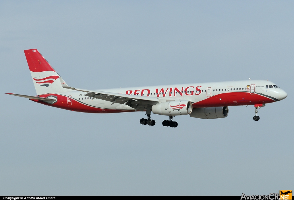 RA-64050 - Tupolev Tu-204-100v - Red Wings