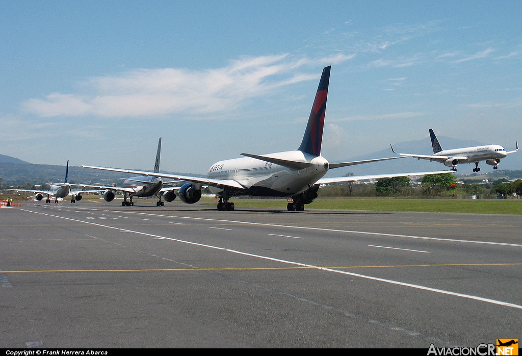 N188DN - Boeing 767-332/ER - Delta Air Lines