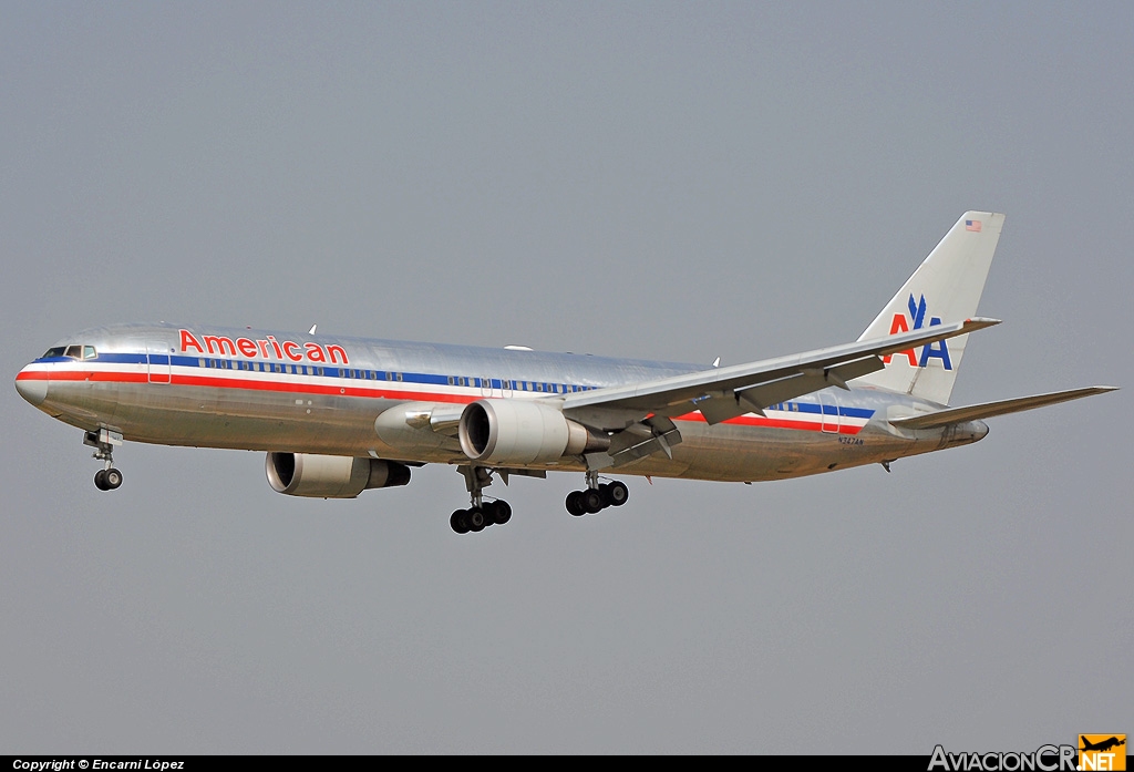 N347AN - Boeing 767-323/ER - American Airlines