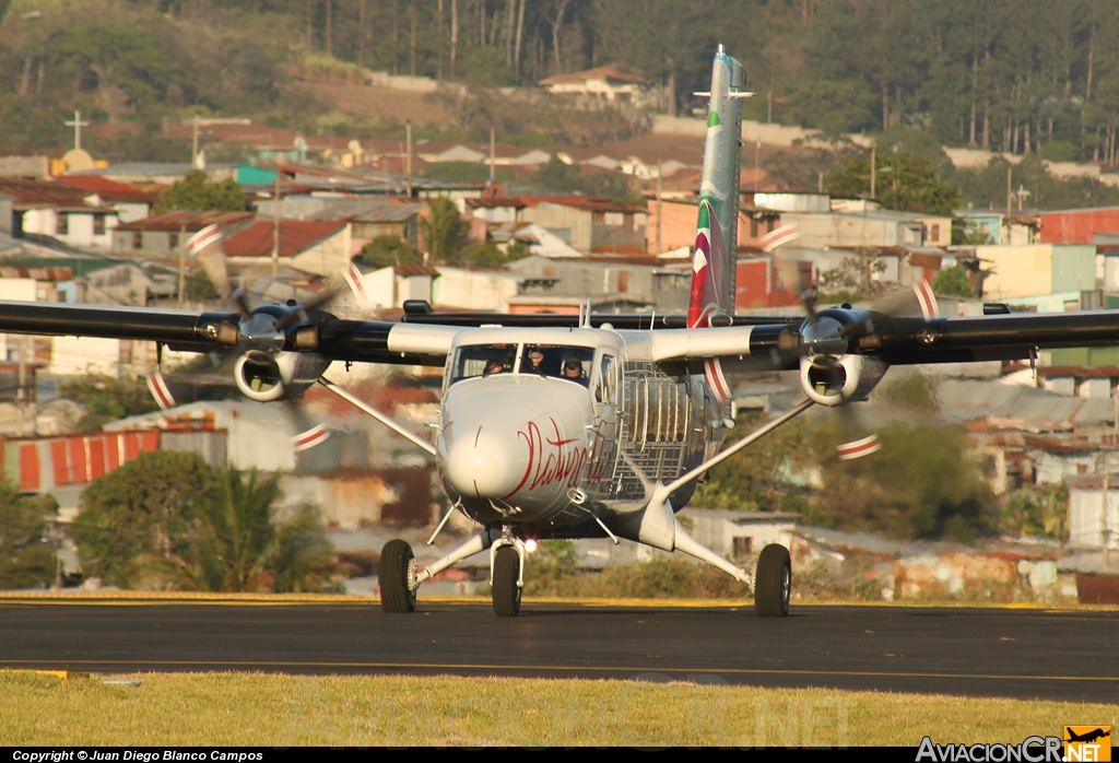 TI-DBM - De Havilland Canada DHC-6-300 Twin Otter/VistaLiner - Nature Air